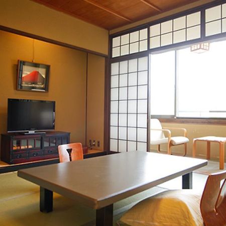 Choraku Ryokan Kōbe Esterno foto