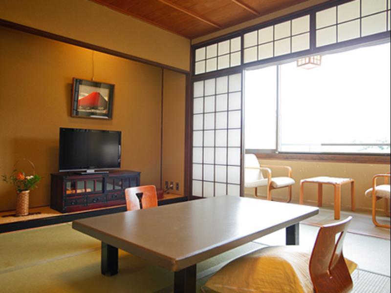 Choraku Ryokan Kōbe Esterno foto