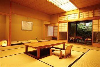Choraku Ryokan Kōbe Esterno foto