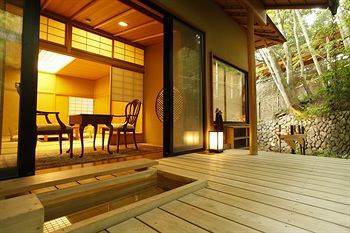 Choraku Ryokan Kōbe Esterno foto