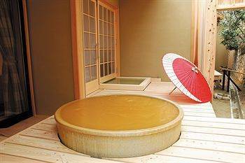 Choraku Ryokan Kōbe Esterno foto